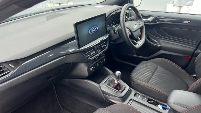 Ford Focus 1.0 EcoBoost Hybrid mHEV 155 ST-Line 5dr Petrol Hatchback